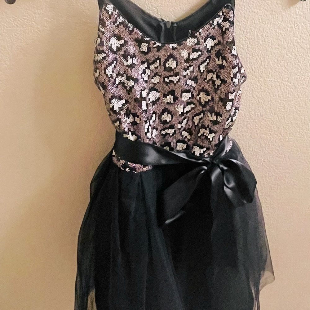 Girl’s Party Dress